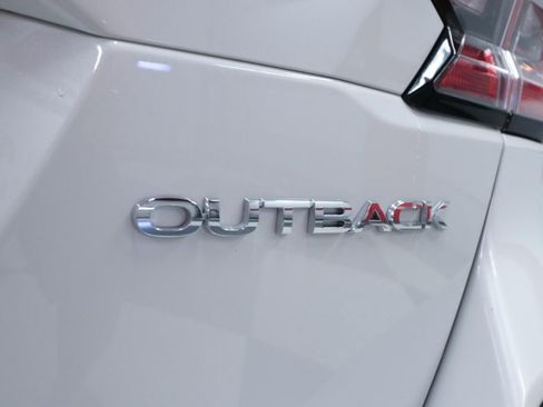 Used 2022 Subaru Outback Limited AWD/4WD image 33