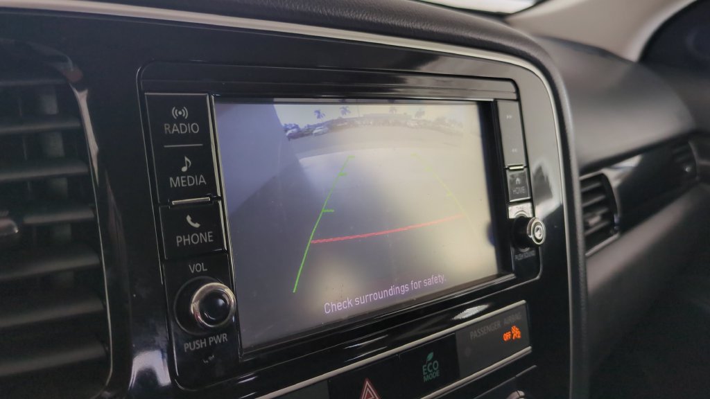 Used 2019 Mitsubishi Outlander ES FWD image 16