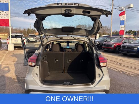 Used 2021 Nissan Kicks SV w/ Exterior Package image 11