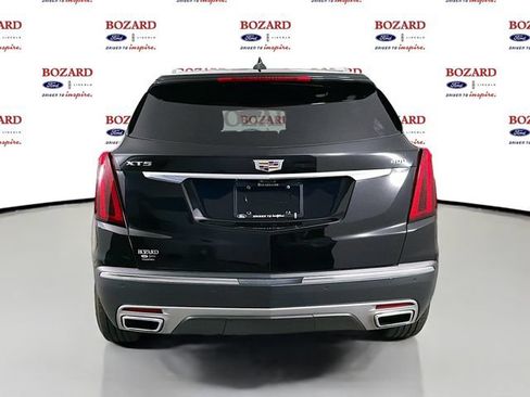Used 2022 Cadillac XT5 Premium Luxury w/ Technology Package FWD image 7