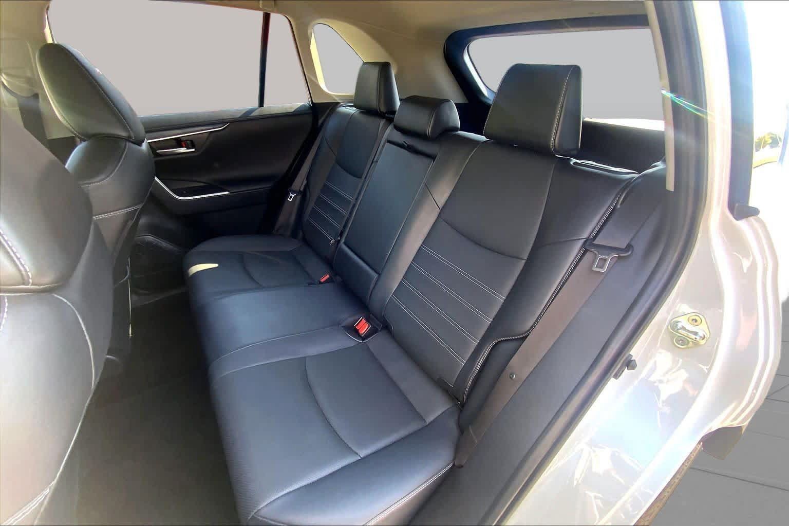 Used 2023 Toyota RAV4 Limited AWD/4WD image 19