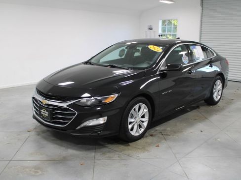 Used 2024 Chevrolet Malibu LT image 4