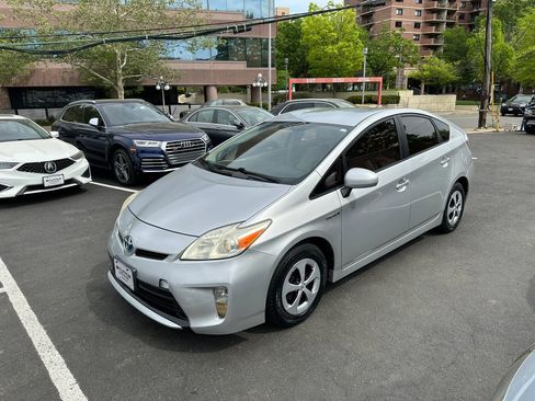 Used 2012 Toyota Prius Two image 3