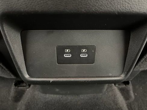 Used 2024 Nissan Rogue SV image 47