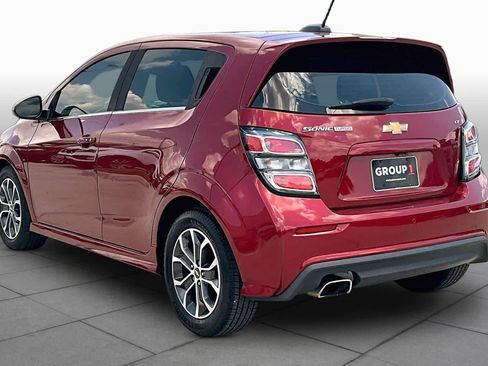 Used 2017 Chevrolet Sonic LT w/ Convenience Package FWD image 12