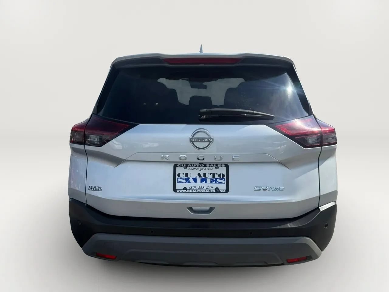 Used 2023 Nissan Rogue SV AWD/4WD image 4