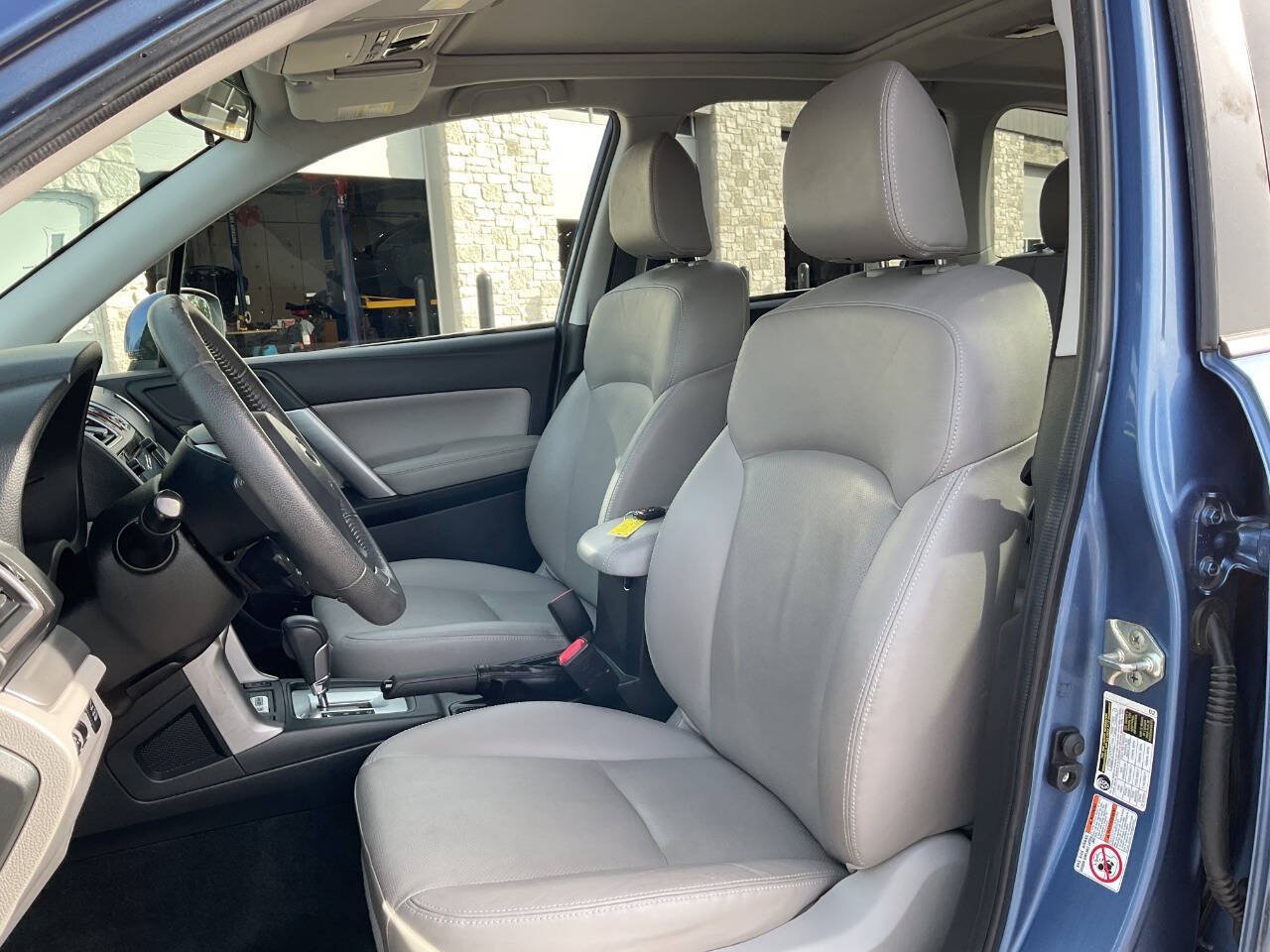 Used 2016 Subaru Forester 2.5i Limited AWD/4WD image 15