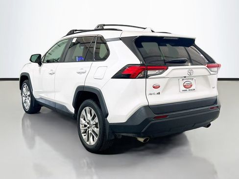 Used 2023 Toyota RAV4 XLE Premium FWD image 6