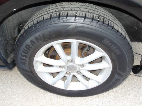 Used 2019 Dodge Grand Caravan SXT FWD image 41
