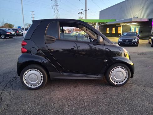 Used 2013 smart fortwo pure image 4