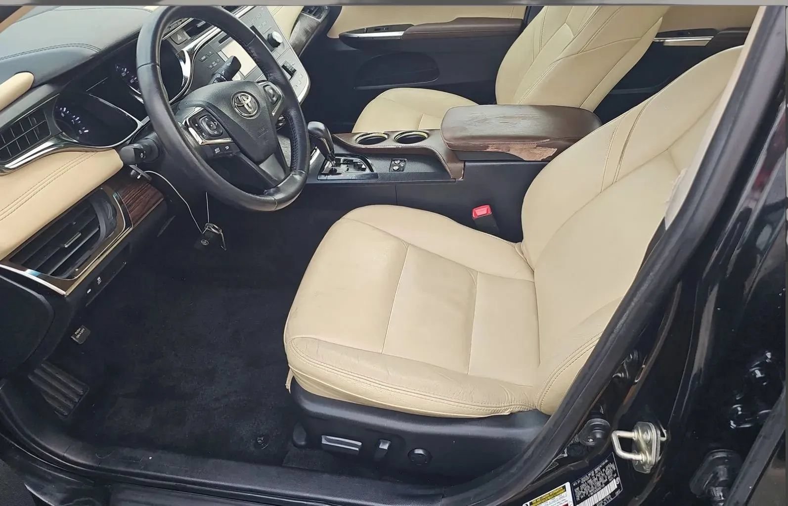 Used 2013 Toyota Avalon XLE FWD image 22