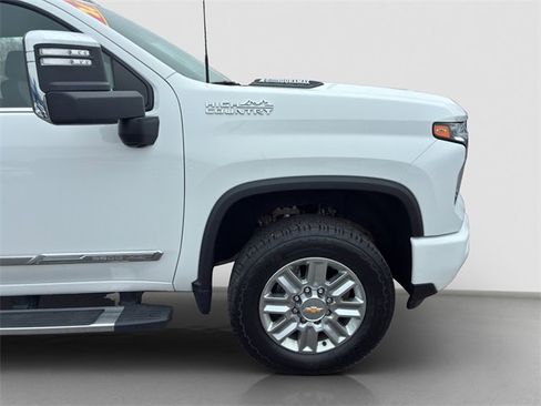Used 2024 Chevrolet Silverado 3500 High Country w/ High Country Premium Package image 20