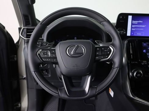 New 2026 Lexus LX 700h Luxury image 22