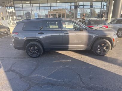 Used 2022 Jeep Grand Cherokee L Laredo