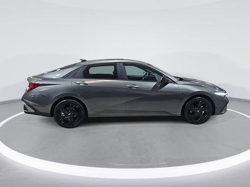 New 2026 Hyundai Elantra Sport FWD image 4