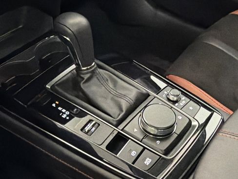 Used 2025 MAZDA CX-30 Carbon image 30