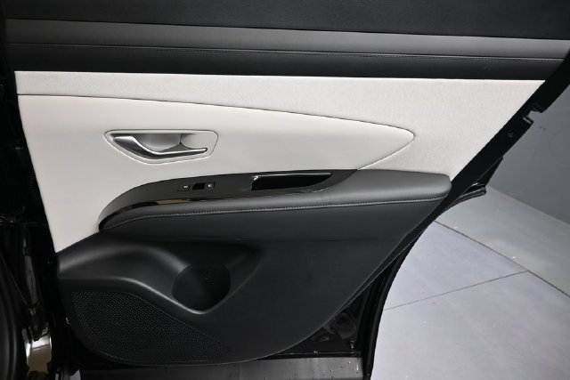 New 2026 Hyundai Tucson Limited AWD/4WD image 14