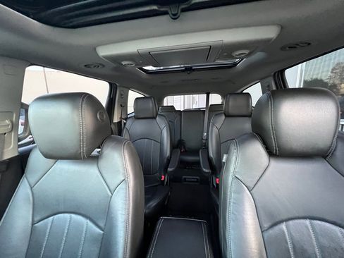 Used 2015 Chevrolet Traverse LTZ w/ LPO, 'HIT The Road' Package AWD/4WD image 23