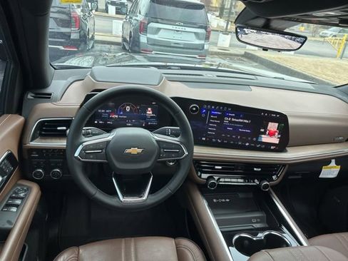 Certified 2025 Chevrolet Tahoe High Country image 32