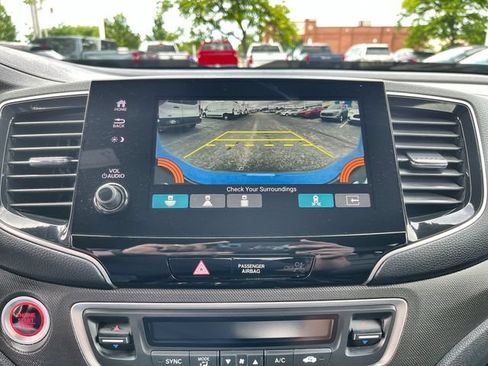 Used 2024 Honda Passport TrailSport image 25