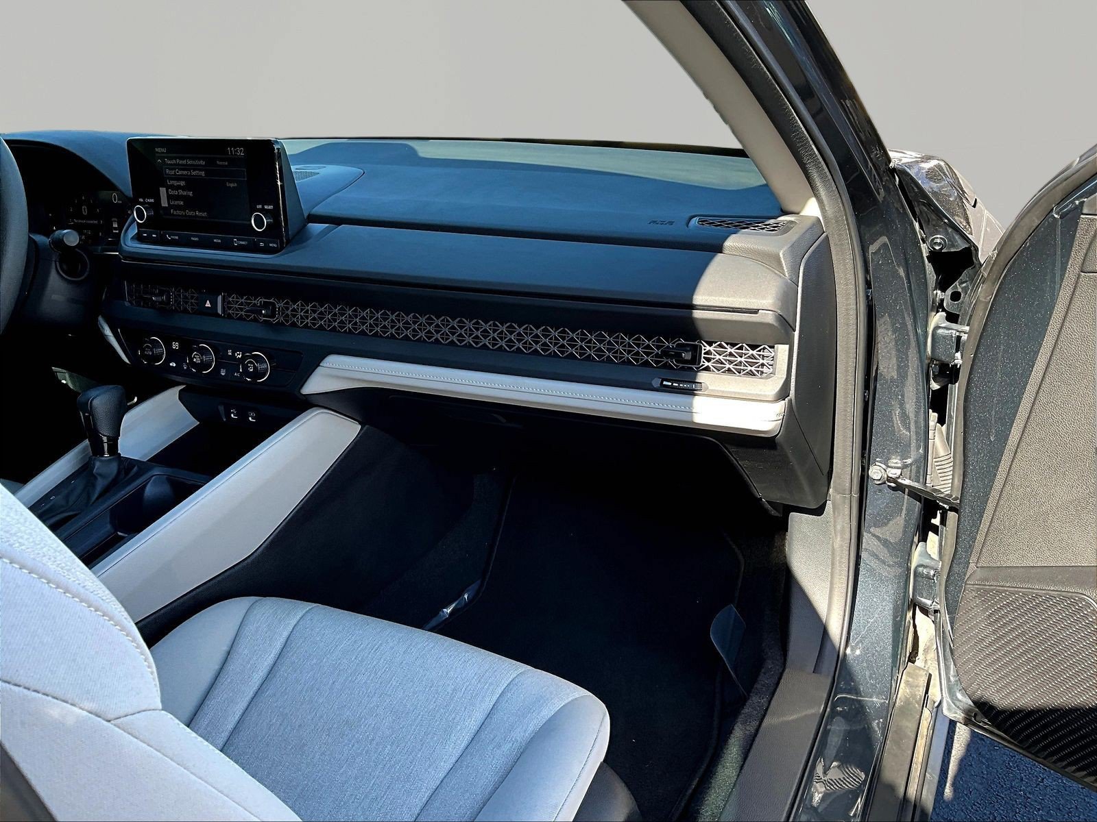 Used 2024 Honda Accord LX image 25