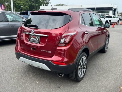 Used 2022 Buick Encore Preferred w/ Safety Package AWD/4WD image 4