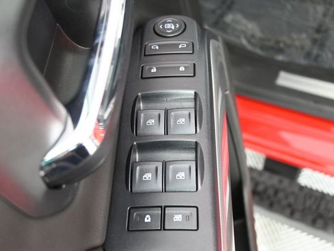 Used 2018 Chevrolet Silverado 1500 LT w/ All Star Edition image 19