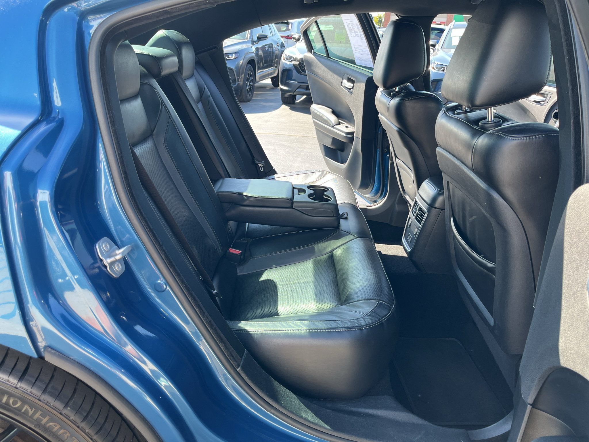 Used 2022 Dodge Charger SXT w/ Leather Interior Group RWD image 36