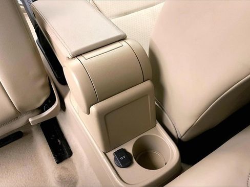 Used 2015 Volkswagen Beetle 1.8T image 32