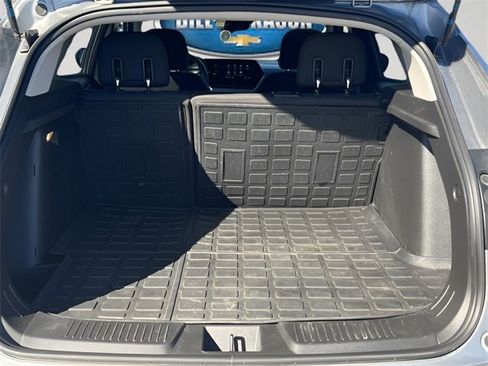 Used 2025 Chevrolet Trax LS w/ LS Convenience Package image 7