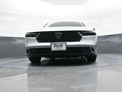 Used 2024 Honda Accord EX image 27