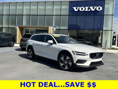 Used 2025 Volvo V60 B5 Cross Country Plus