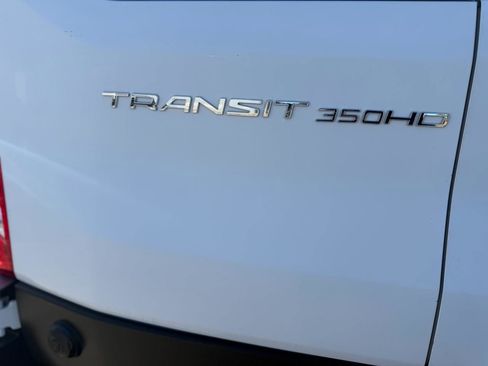 Used 2019 Ford Transit 350 XL image 51