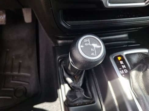 Used 2020 Jeep Wrangler Unlimited Sport AWD/4WD image 23