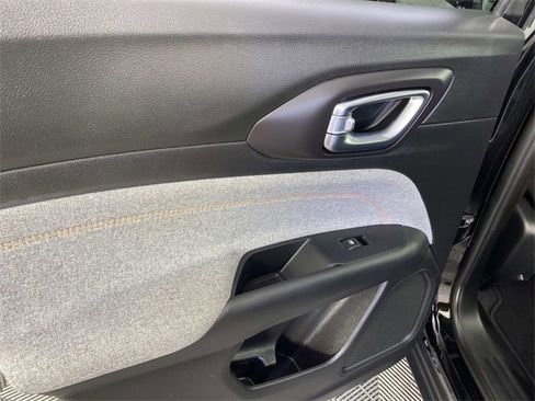 Used 2022 Jeep Compass Sport image 25