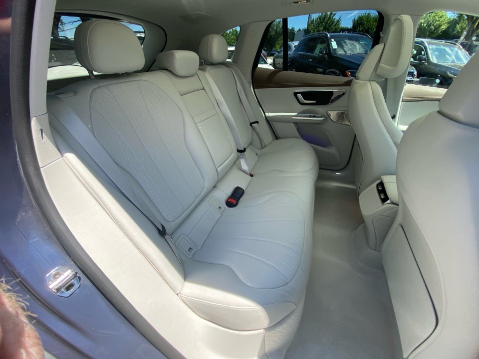 Used 2023 Mercedes-Benz EQE 350+ 4MATIC SUV image 33