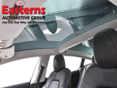 Used 2018 Tesla Model 3 Long Range image 29