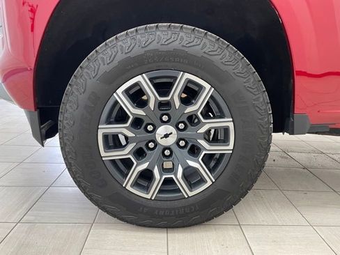 Certified 2023 Chevrolet Colorado Z71 w/ Z71 Convenience Package 2 AWD/4WD image 9