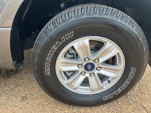 Used 2020 Ford F150 XLT AWD/4WD image 7