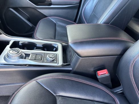 Used 2023 Ford Explorer ST-Line image 23