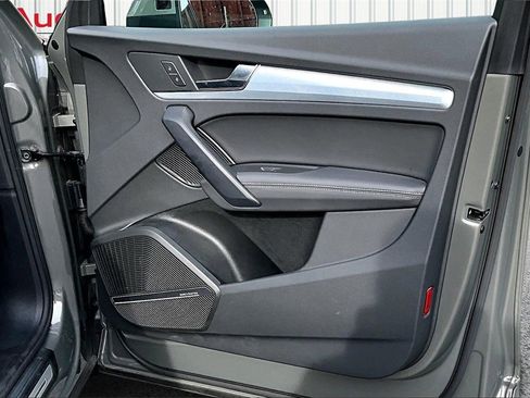 Used 2025 Audi Q5 2.0T Premium Plus w/ Premium Plus Package image 27