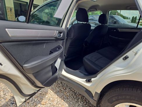 Used 2016 Subaru Outback 2.5i Premium AWD/4WD image 17