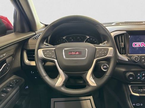 Used 2024 GMC Terrain SLT AWD/4WD image 13