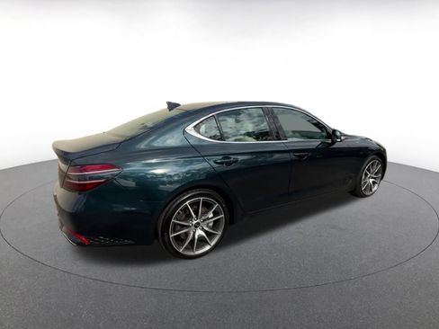Used 2025 Genesis G70 2.5T image 15