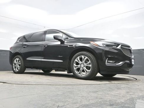Used 2021 Buick Enclave Avenir w/ Avenir Technology Package AWD/4WD image 37