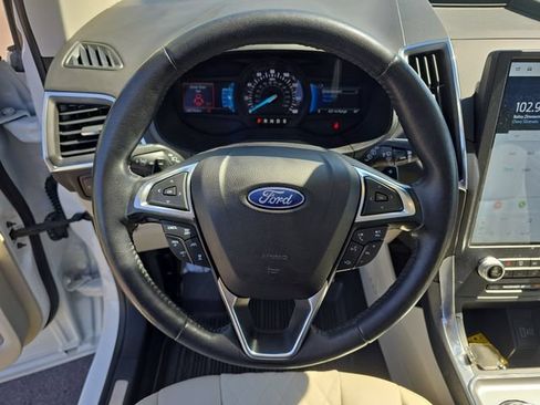 Used 2023 Ford Edge Titanium w/ Class II Trailer Tow Package AWD/4WD image 19