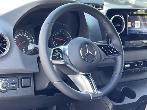 New 2026 Mercedes-Benz Sprinter 2500 image 21