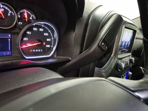 Used 2019 Chevrolet Silverado 1500 LT w/ Texas Edition image 16