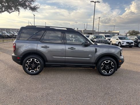 Used 2021 Ford Bronco Sport Outer Banks AWD/4WD image 4