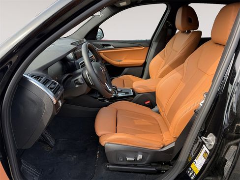 Certified 2023 BMW X3 xDrive30i w/ Premium Package image 2